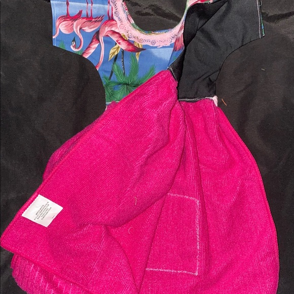 Flamingo design hand towel - Picture 3 of 3